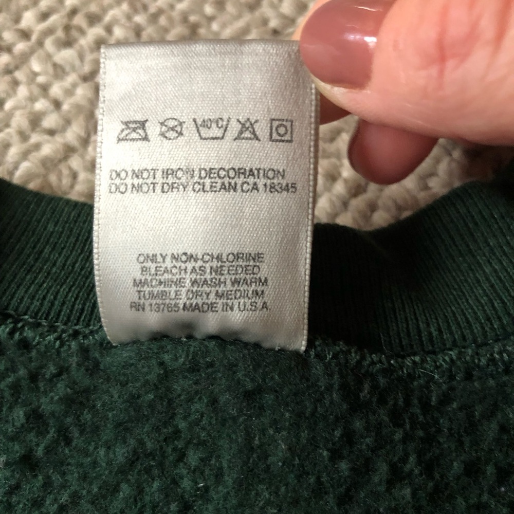 Vintage 90s Nantucket Island Crest Crewneck Sweatshirt - Picture 6 of 6